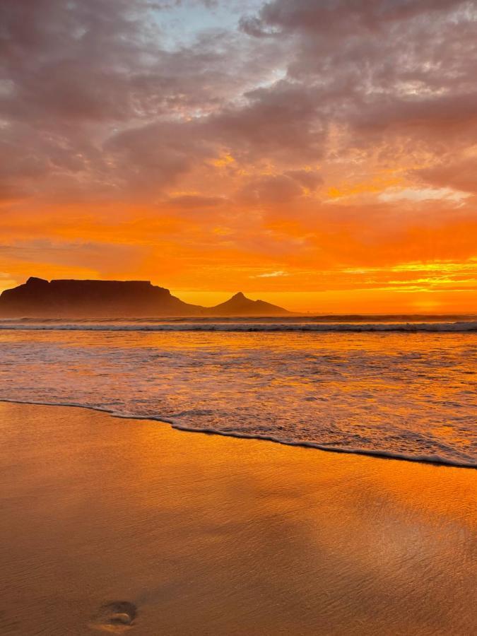 Sunset Beach Holiday Accommodation Cidade Do Cabo Exterior foto